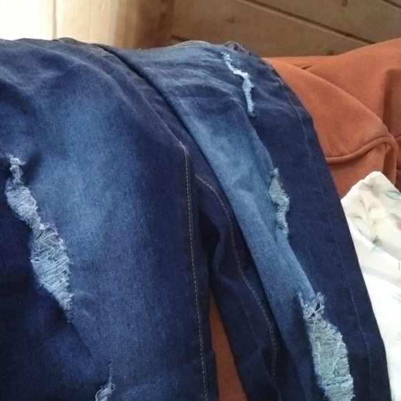 Jeans - Picture 6 of 7